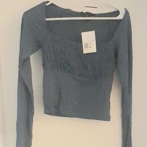 Long sleeve crop top